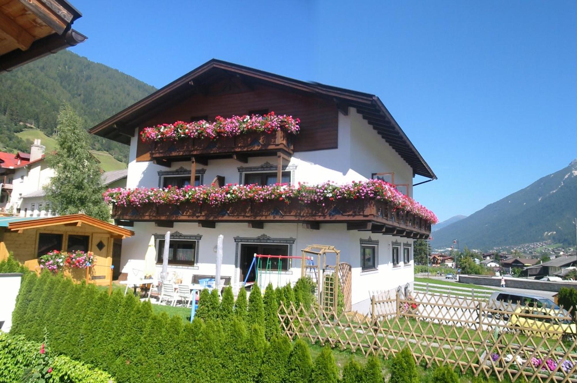 Pension Kristall Neustift im Stubaital Bagian luar foto