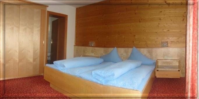 Pension Kristall Neustift im Stubaital Ruang foto